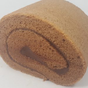 โรลญี่ปุ่นช็อคโกแลต baker ขนมหวาน แค่เห็นภาพก็น่าทานแล้วยิ่งได้ทานกับเครื่องดื่มกาแฟ snack box snackboxราคาถูก