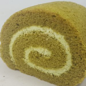 โรลญี่ปุ่นชาเขียว baker ขนมหวาน แค่เห็นภาพก็น่าทานแล้วยิ่งได้ทานกับเครื่องดื่มกาแฟ snack box snackboxราคาถูก